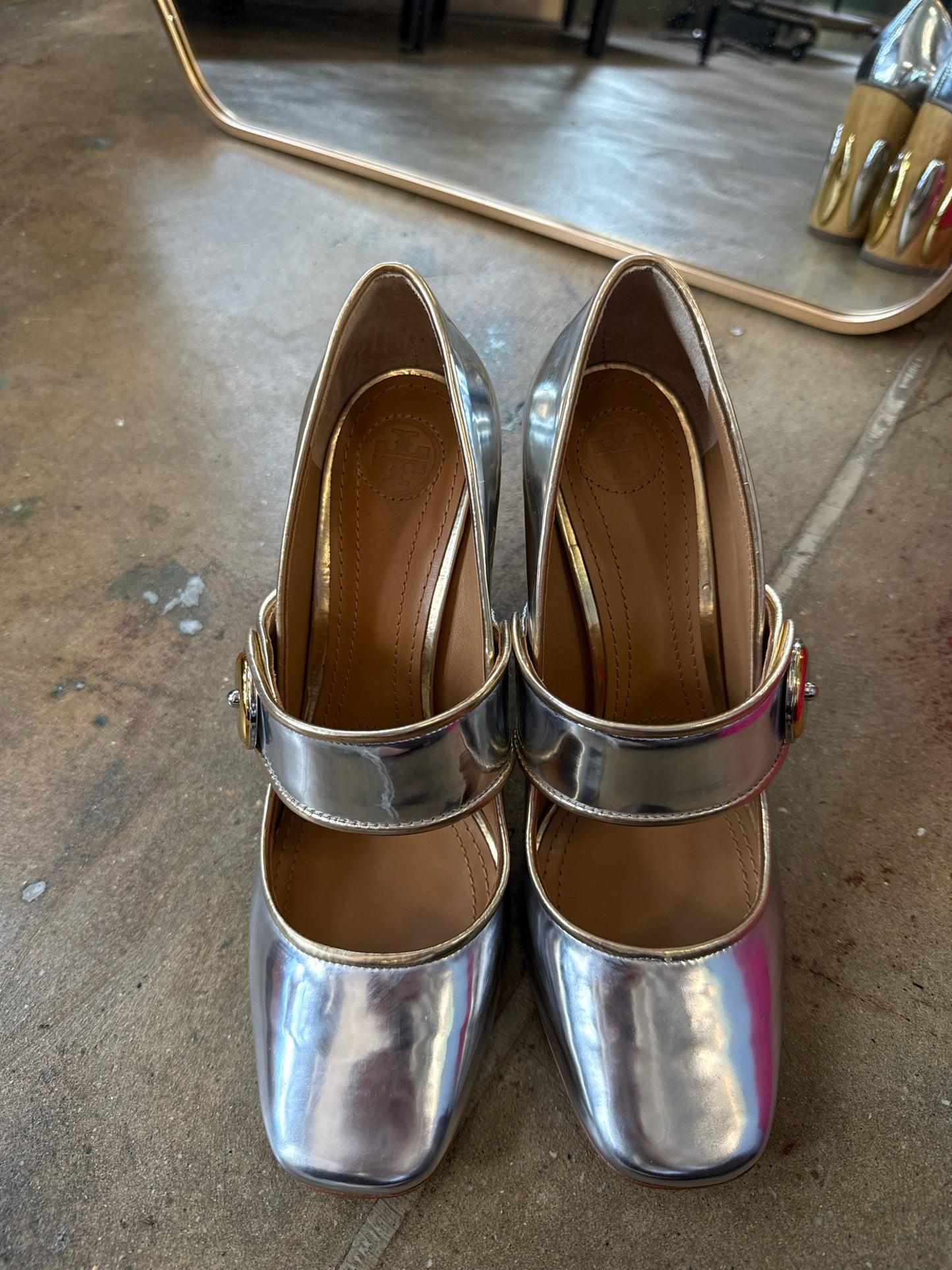 Tory Burch Shoe Size 8 Silver/Gold Heels