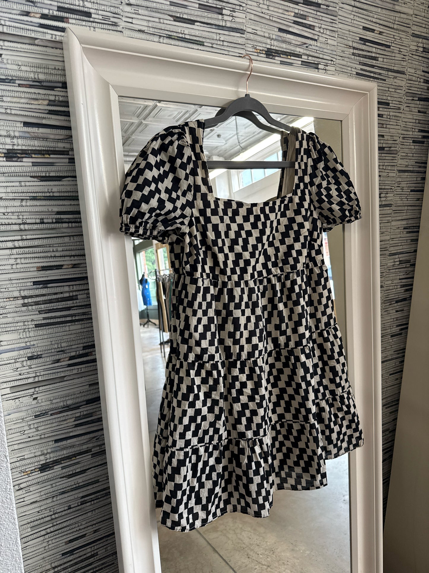 BP. Size XS Black/White Dress