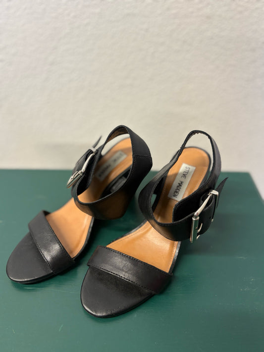 Steve Madden Shoe Size 6 Black/Tan Heels