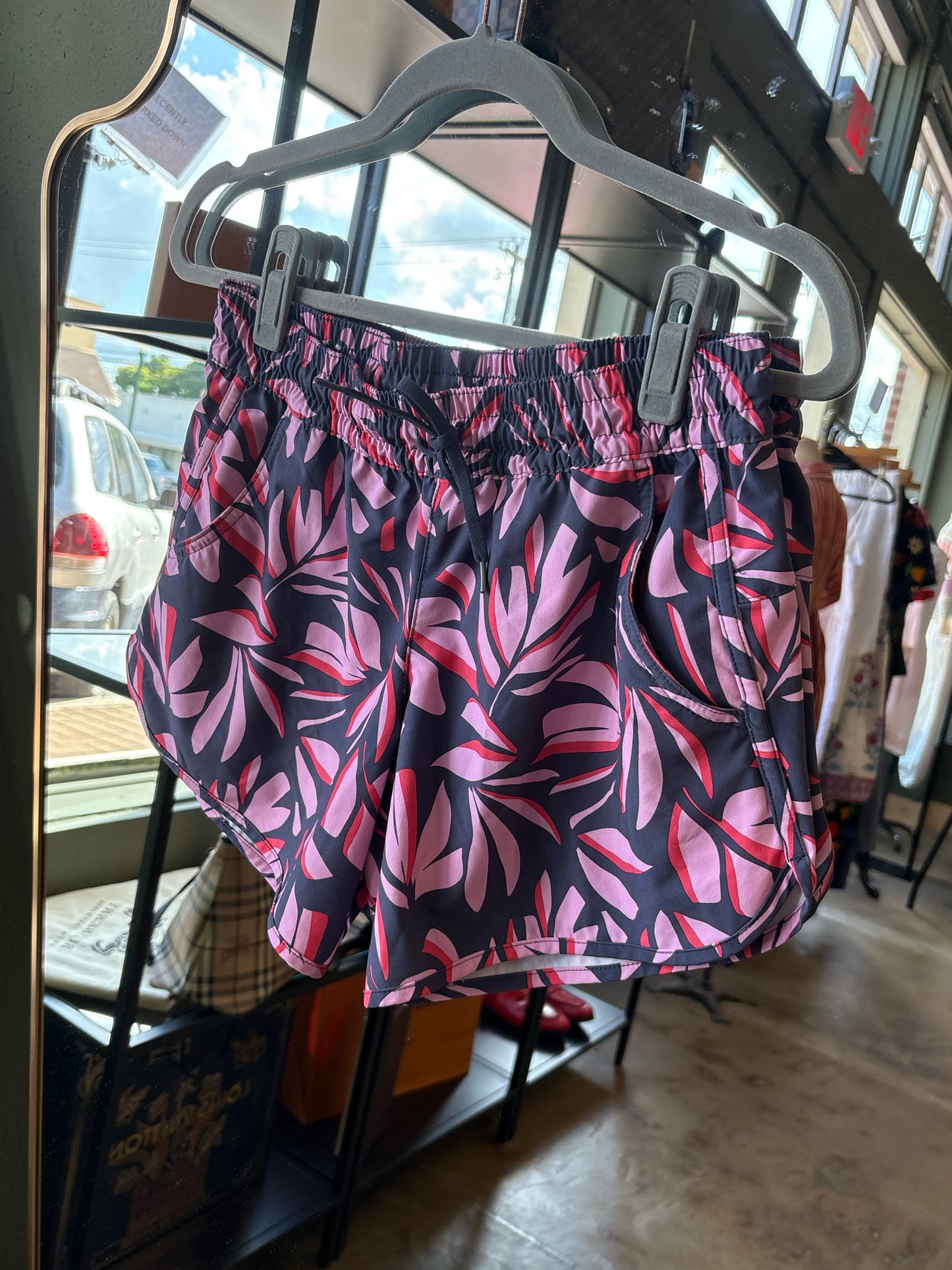 Columbia Size S navy + multi Shorts