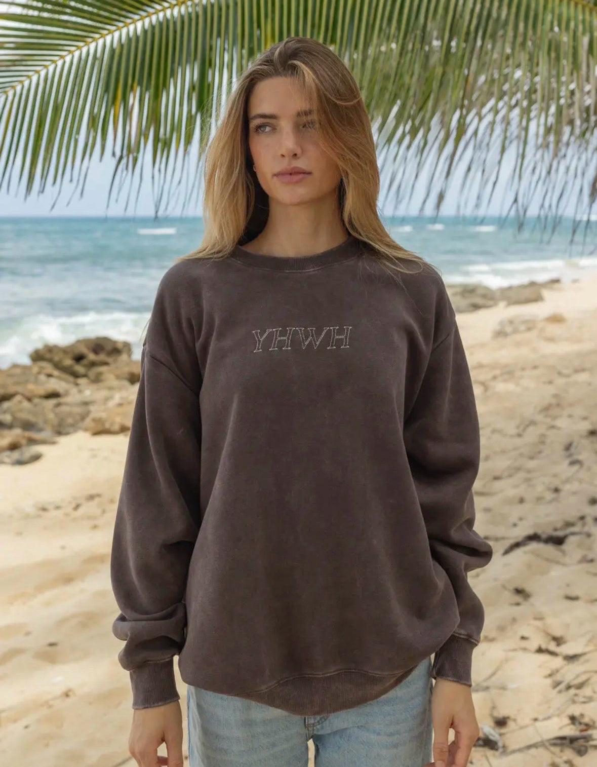 Elevated Faith Size S Sweatshirt/Hoodie