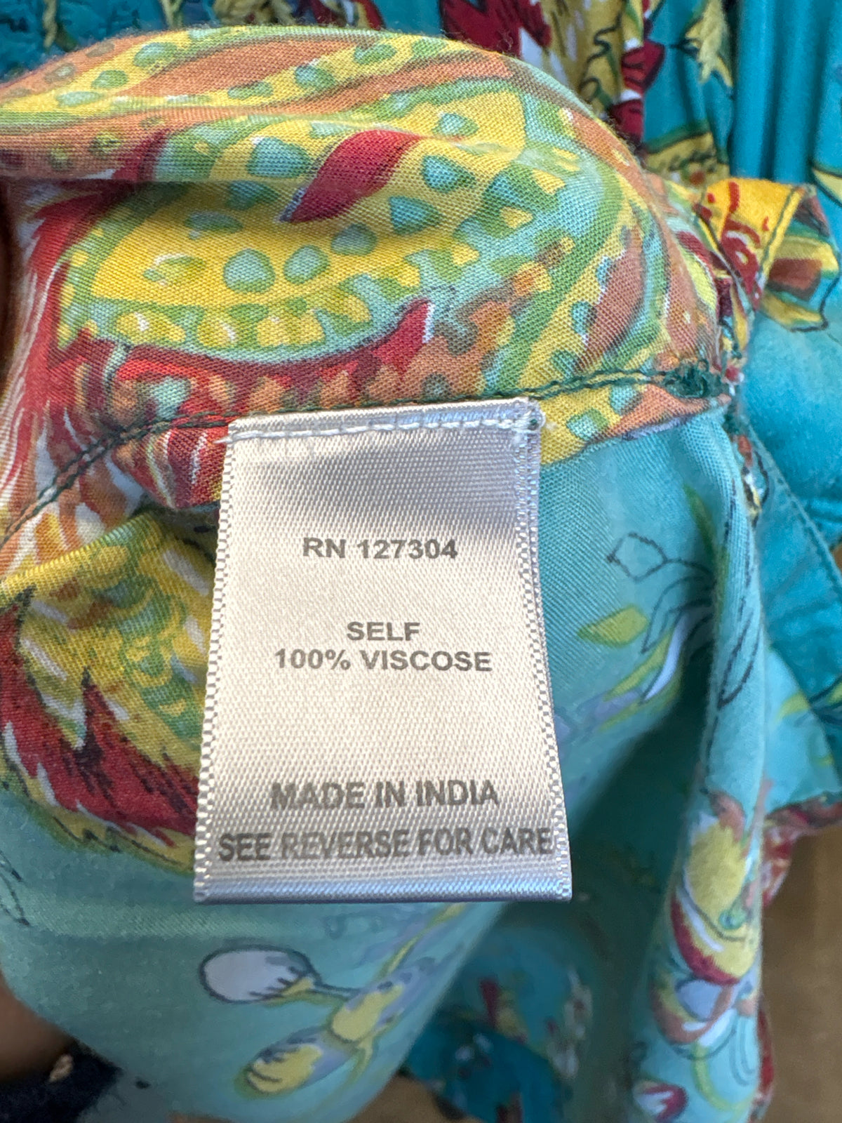 John Mark Size L teal multi Top