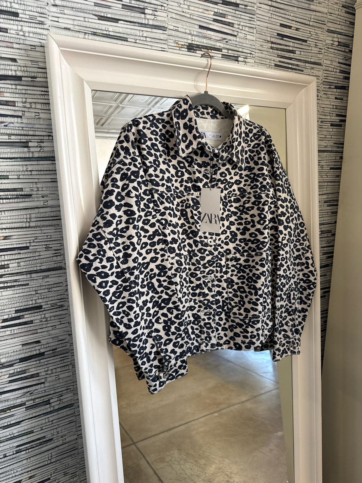 ZARA Size S Black/White Jacket