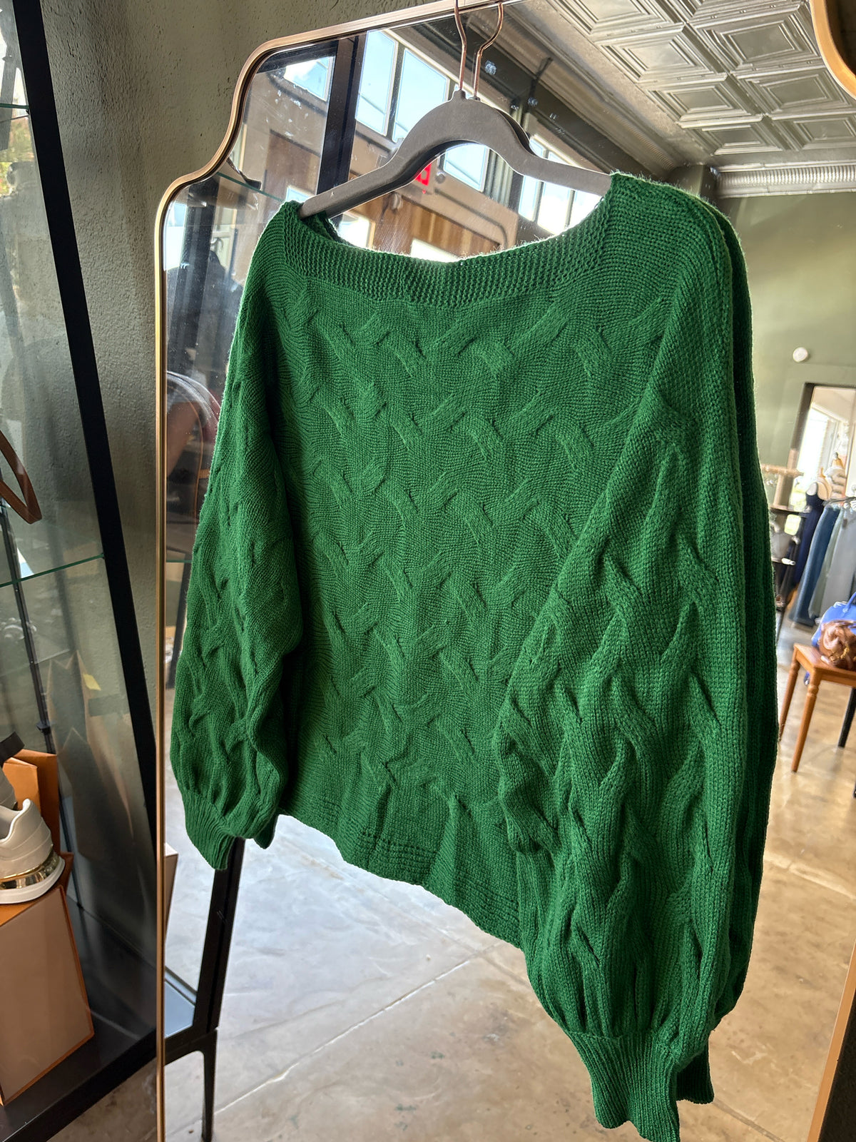 Size L Green Sweater