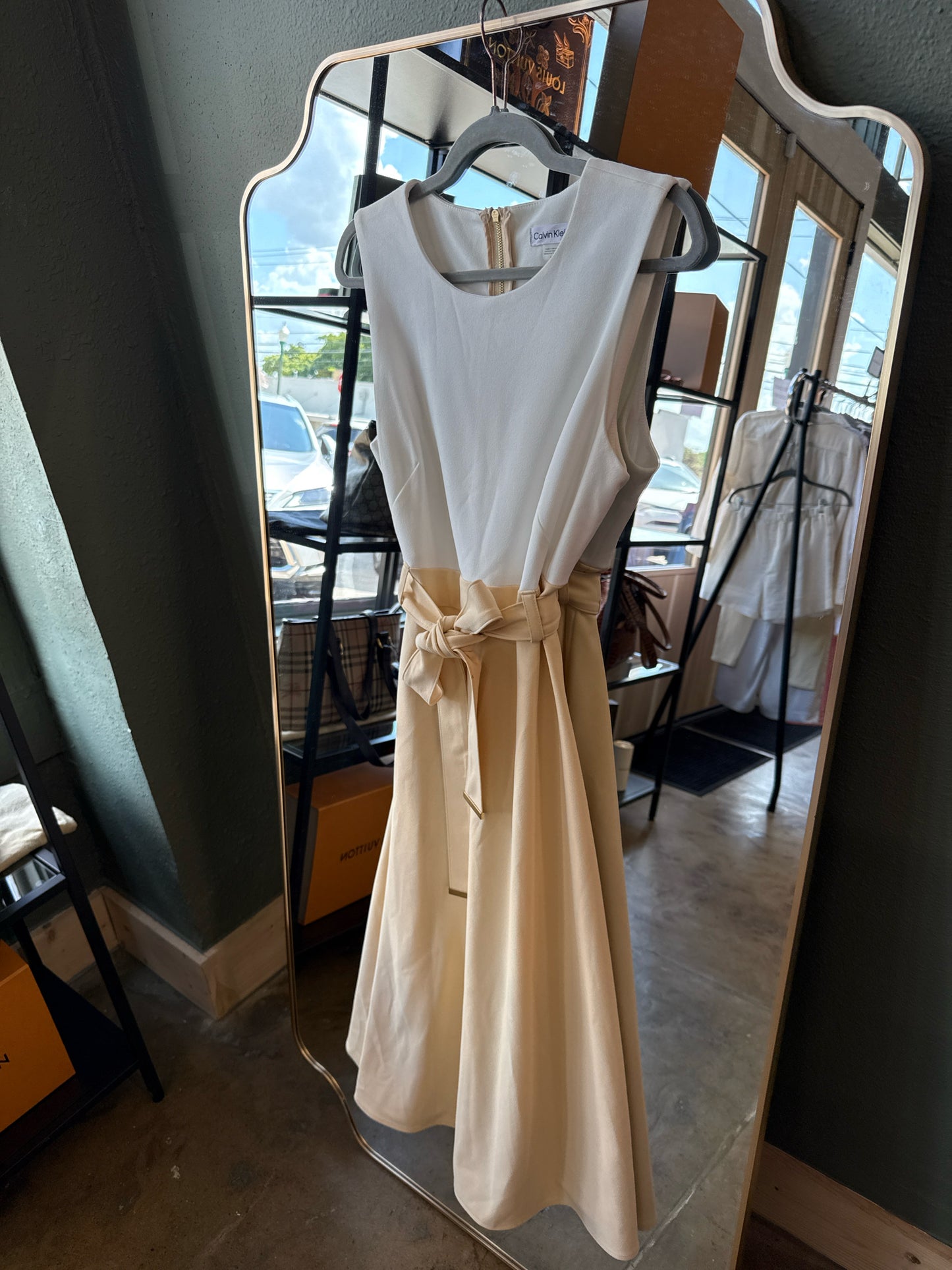 CALVIN KLEIN Size 10 Cream Dress