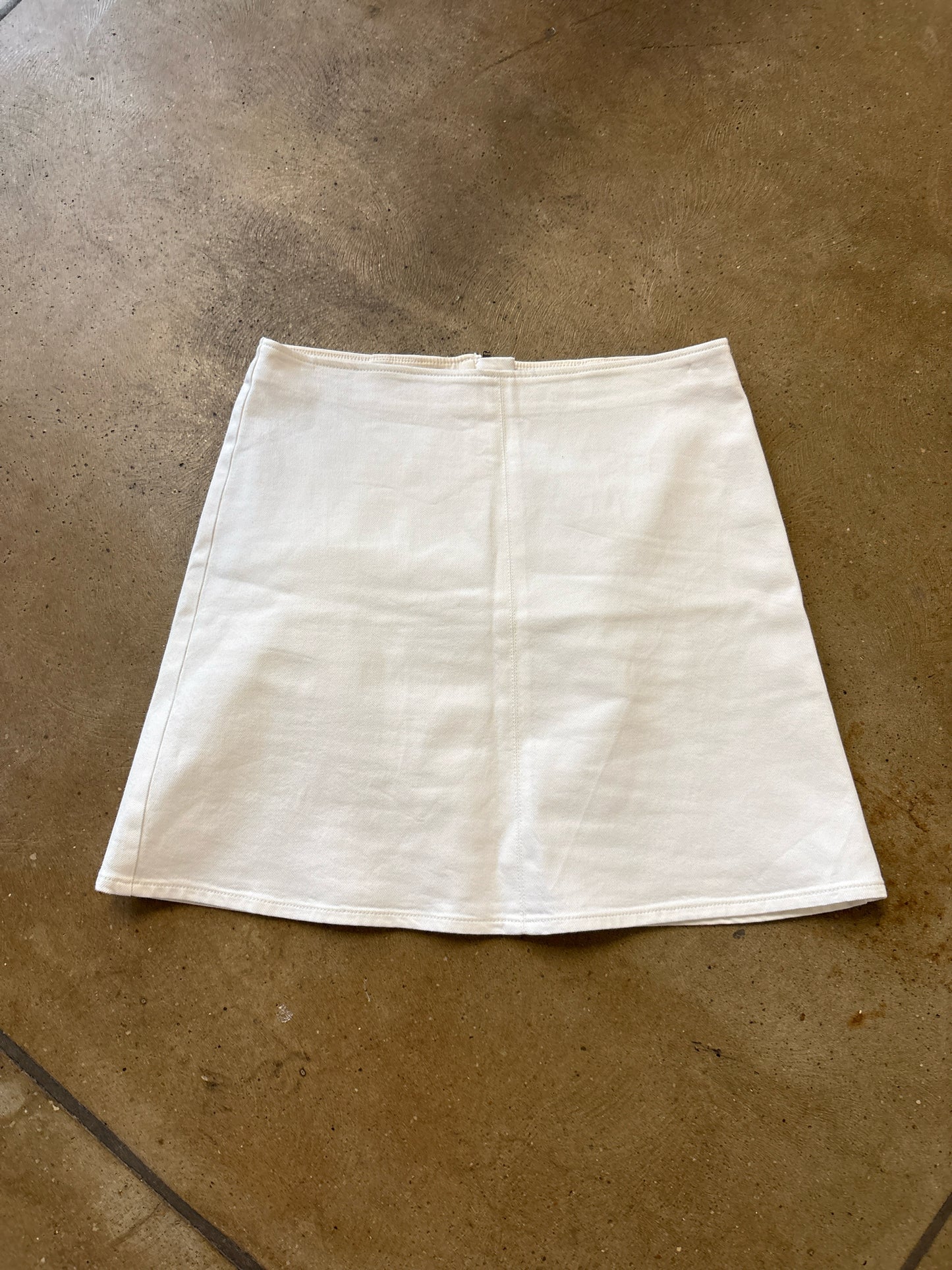 J. CREW Size 6 White Skirt