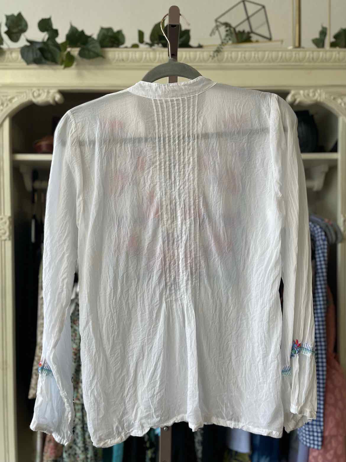 Johnny Was Size S white/multi Embroidered Top