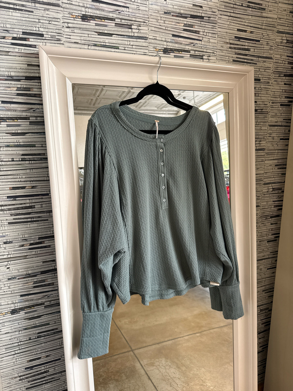 free people Size XL seafoam Top