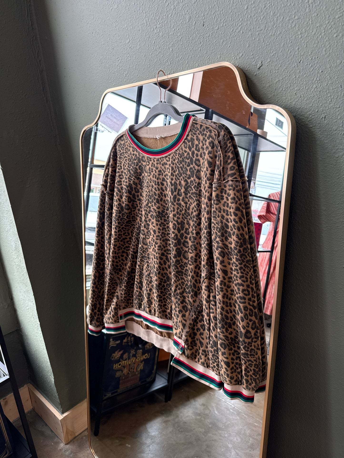 Jodifl Size S Leopard Pullover/Hoodie