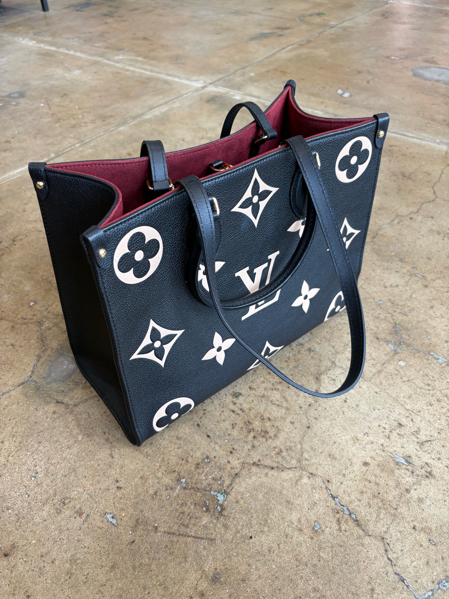Louis Vuitton black + cream Bag
