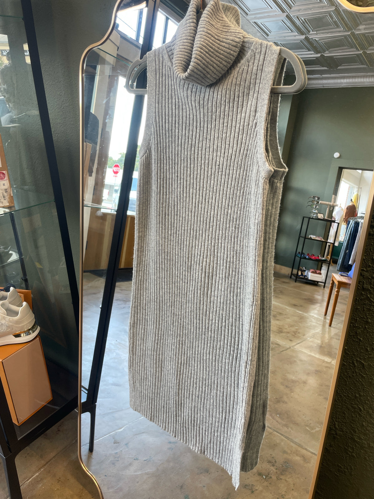 GAP Size XS Gray Dress