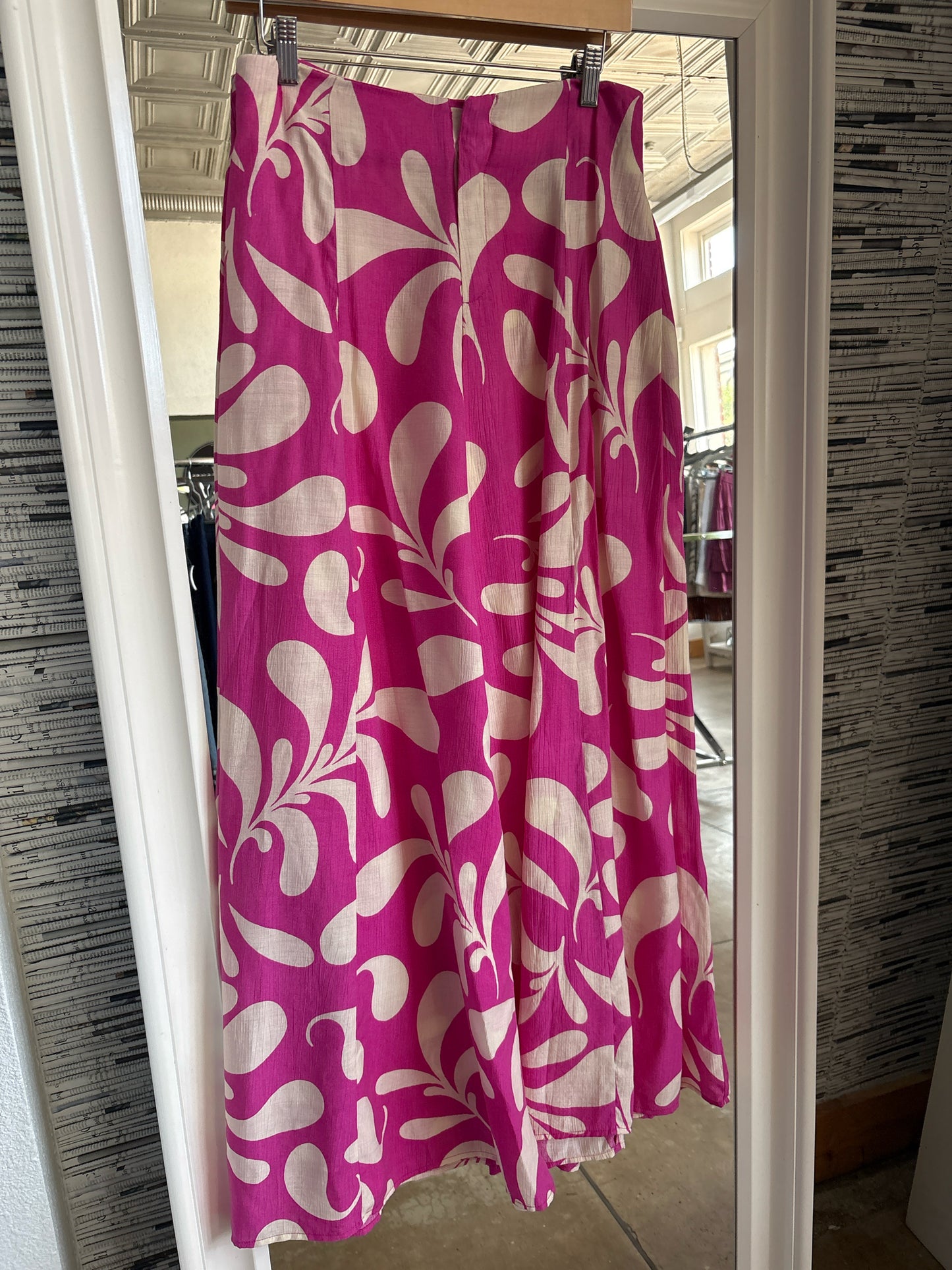 GLAM Size S Pink/Cream Pants