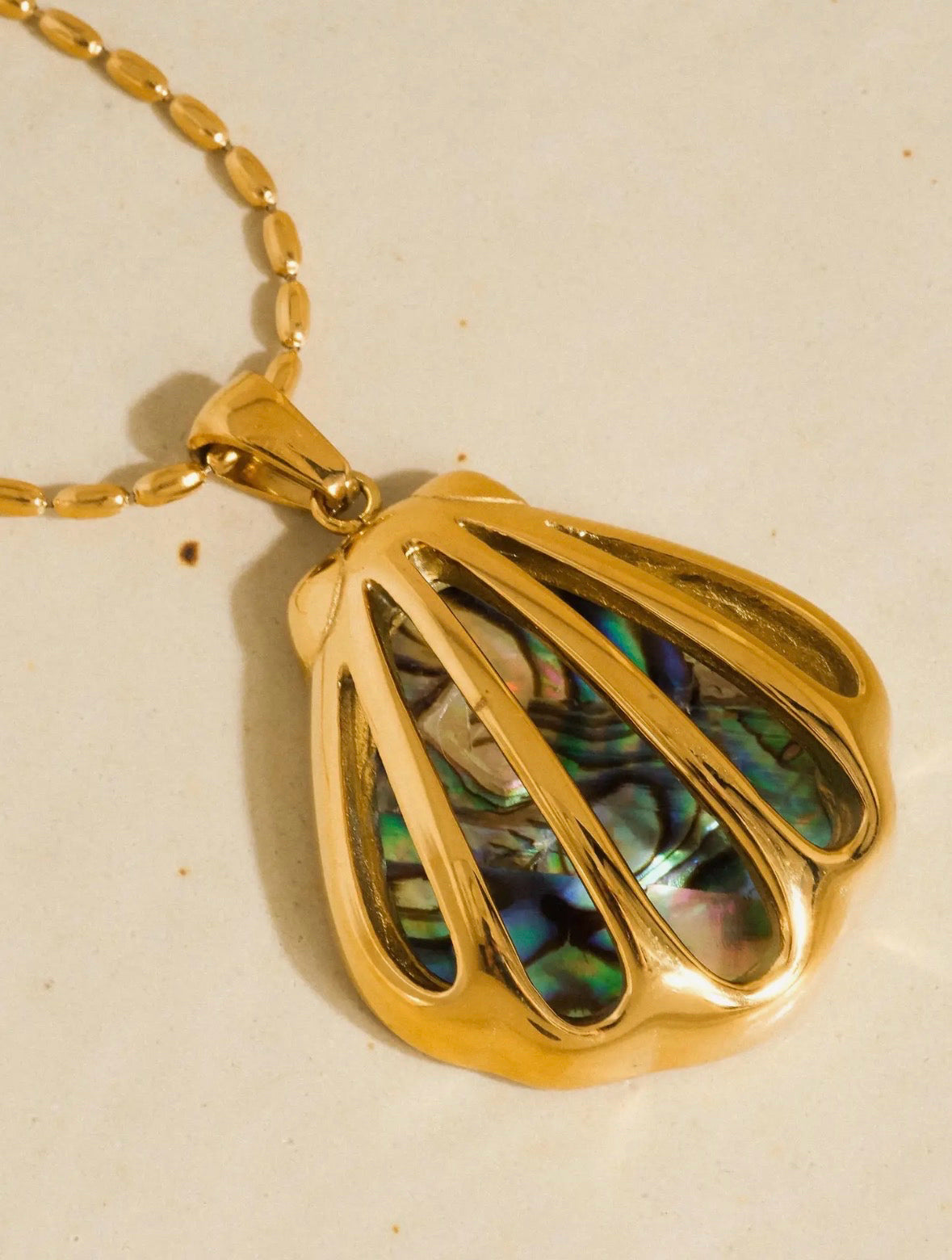 Flanerie Necklace