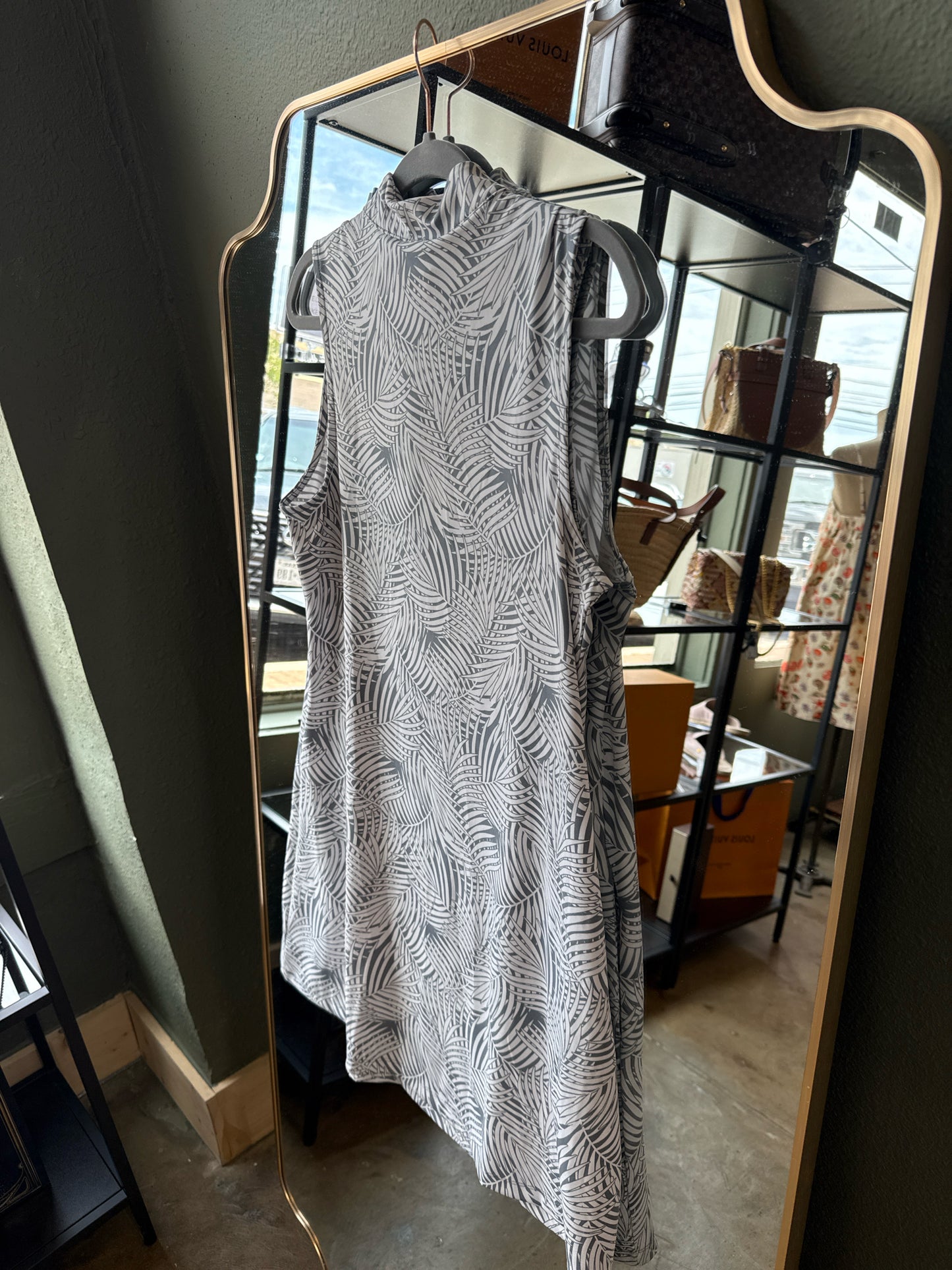 Tommy Bahama Size L Gray/White Leaves Dress