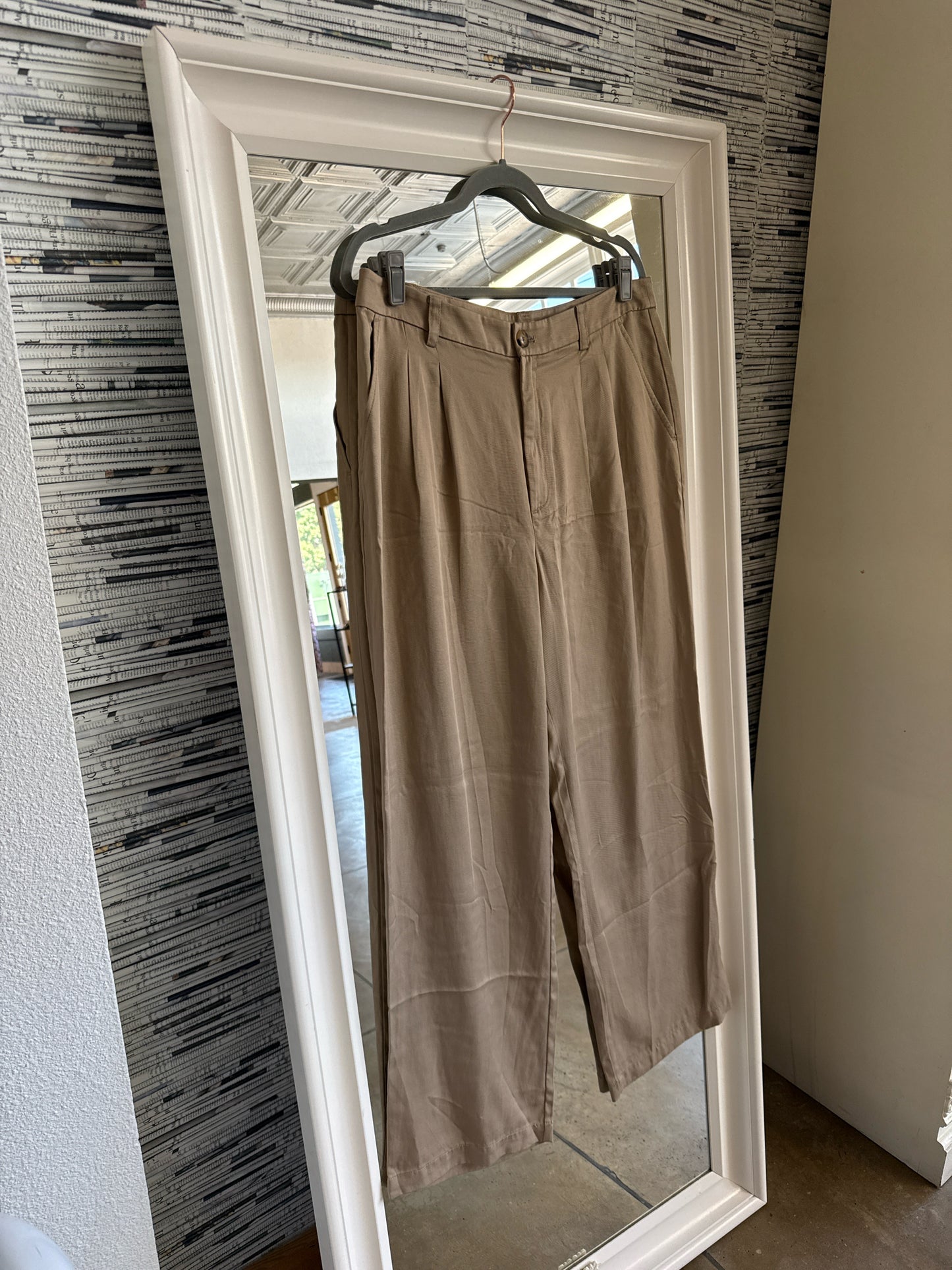 LOFT Size 12 Tan Pants