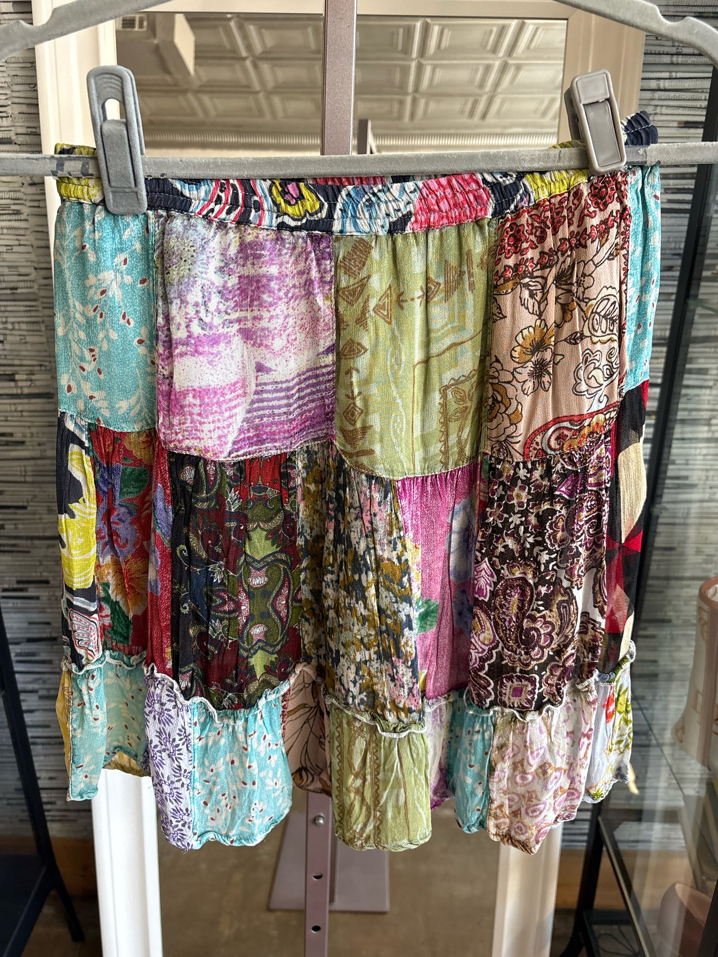Young Threads Size S Skirt