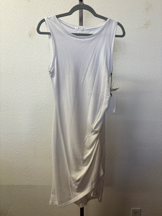 Leith Size M White Sleeveless Dress