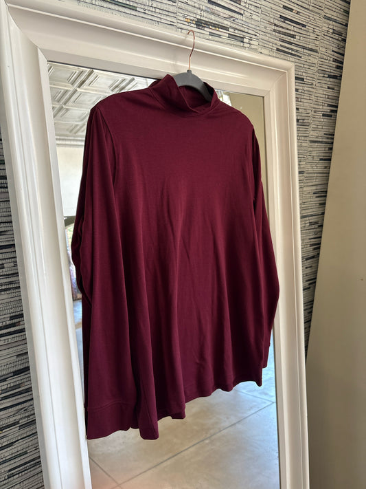 Lands End Size M Wine Top