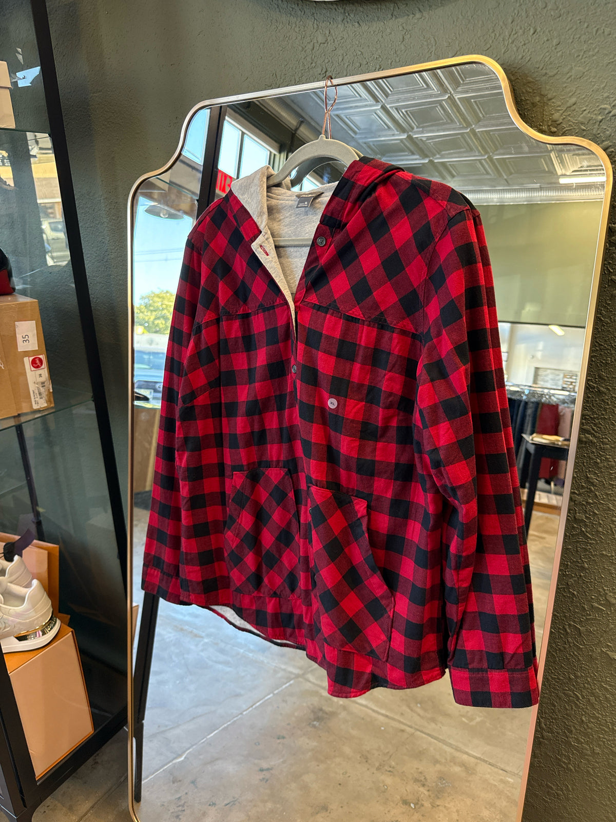 Eddie Bauer Size XL Black/Red Sweatshirt/Hoodie