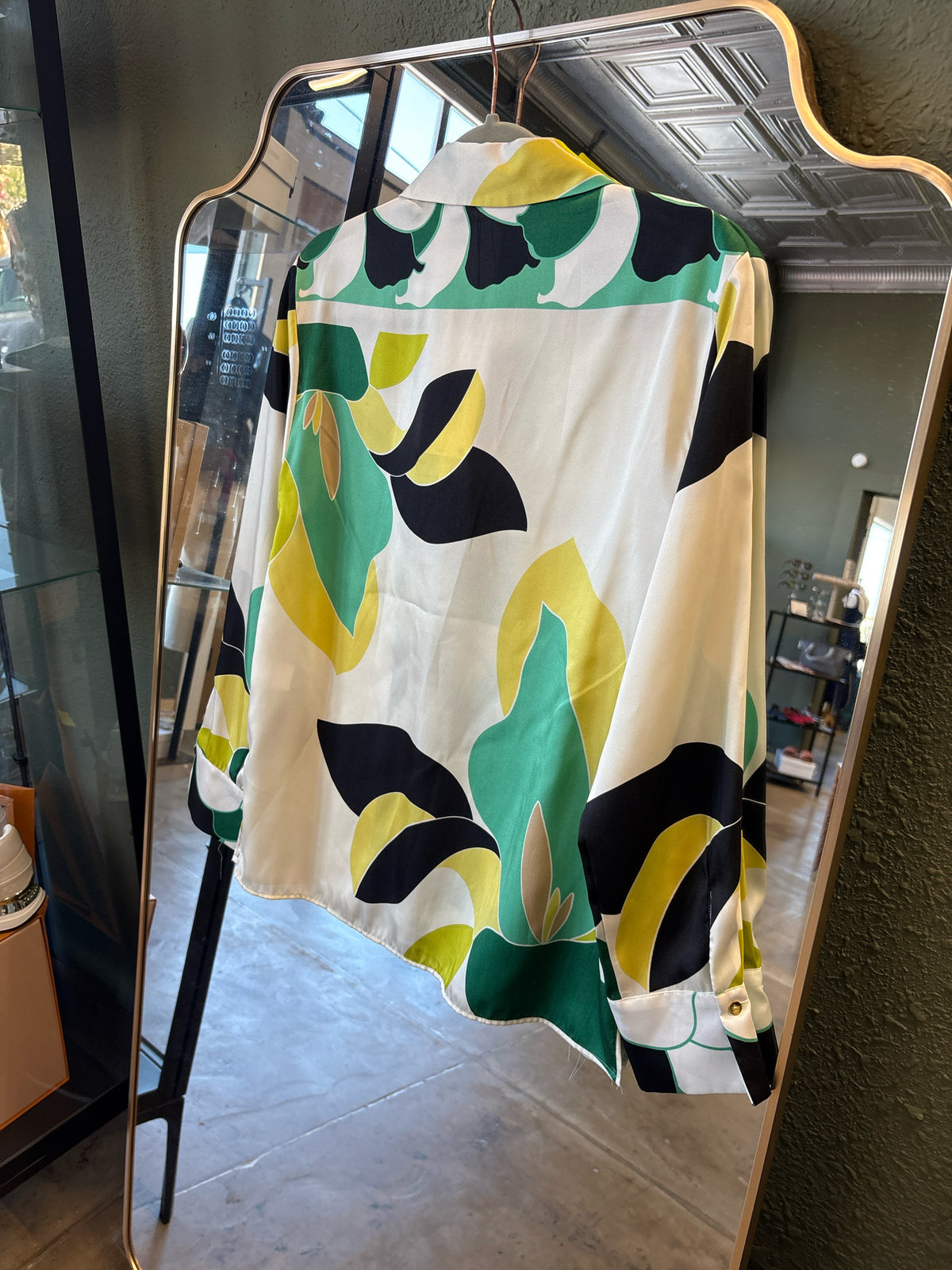 ZARA Size S Green/Black/White Top