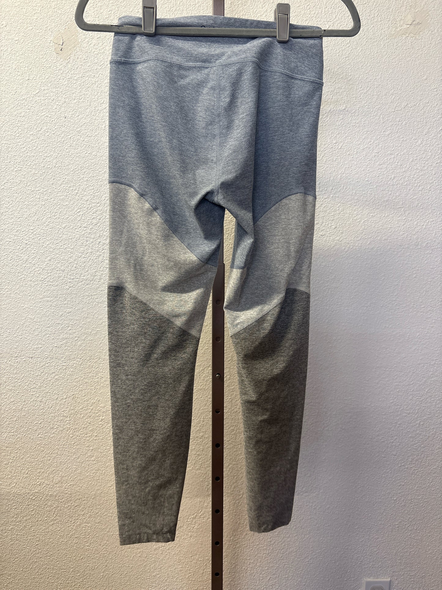 outdoor voices Size S Legging