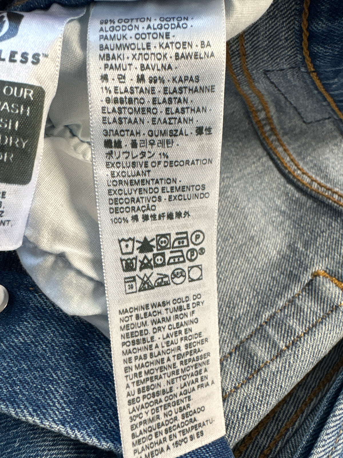 Levi Size 28 Jeans