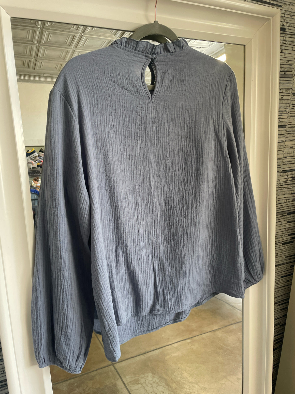 Pretty Garden Size S Blue Top