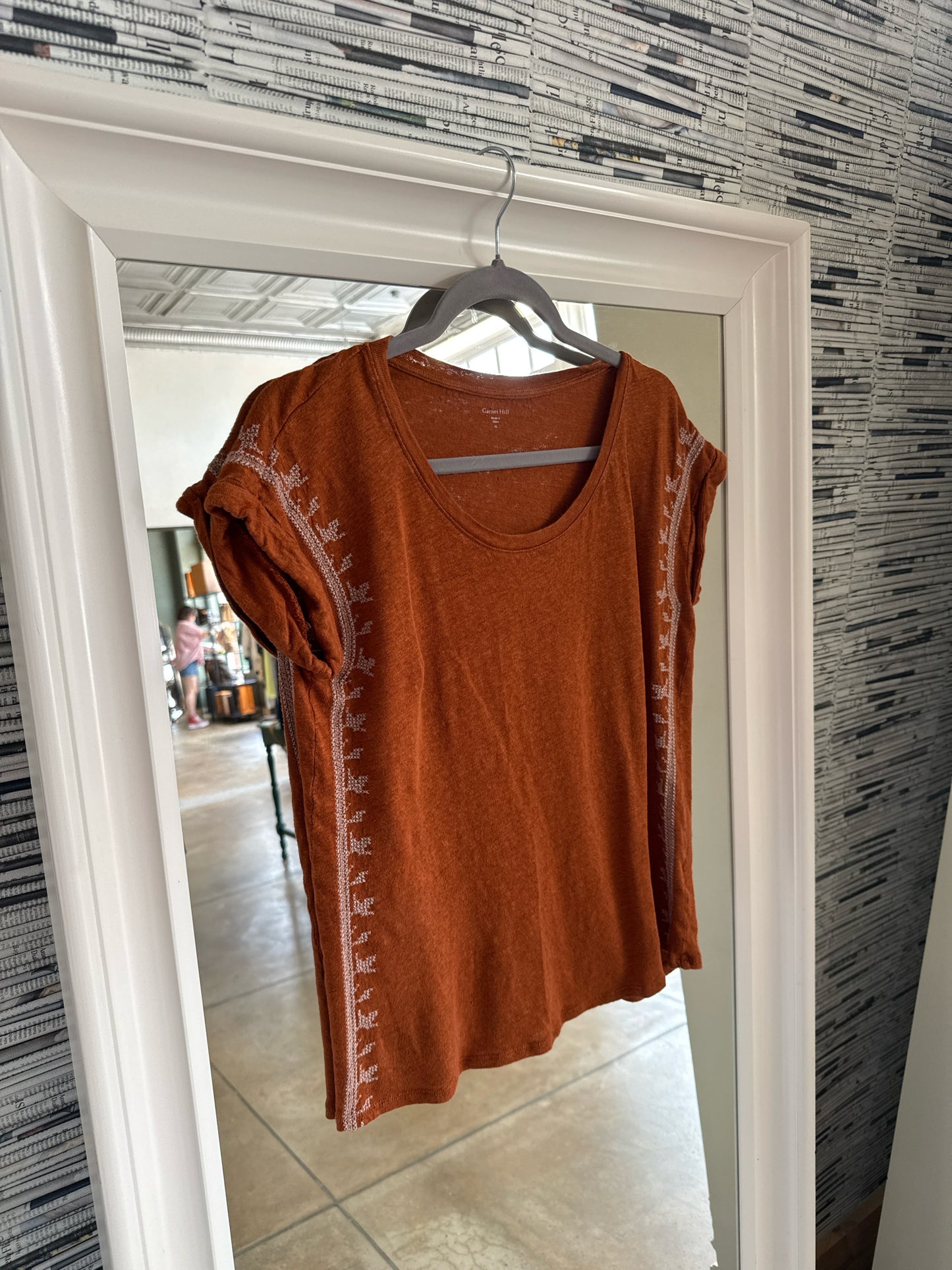 Garnet Hill Size XS Orange Top