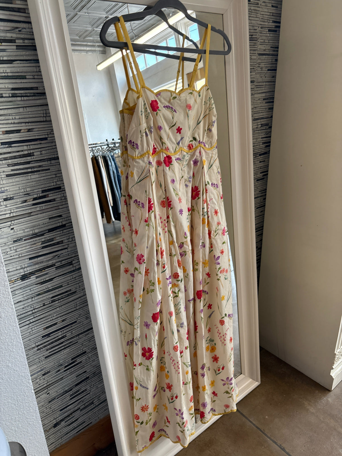 In Loom Size M Yellow Print Dress