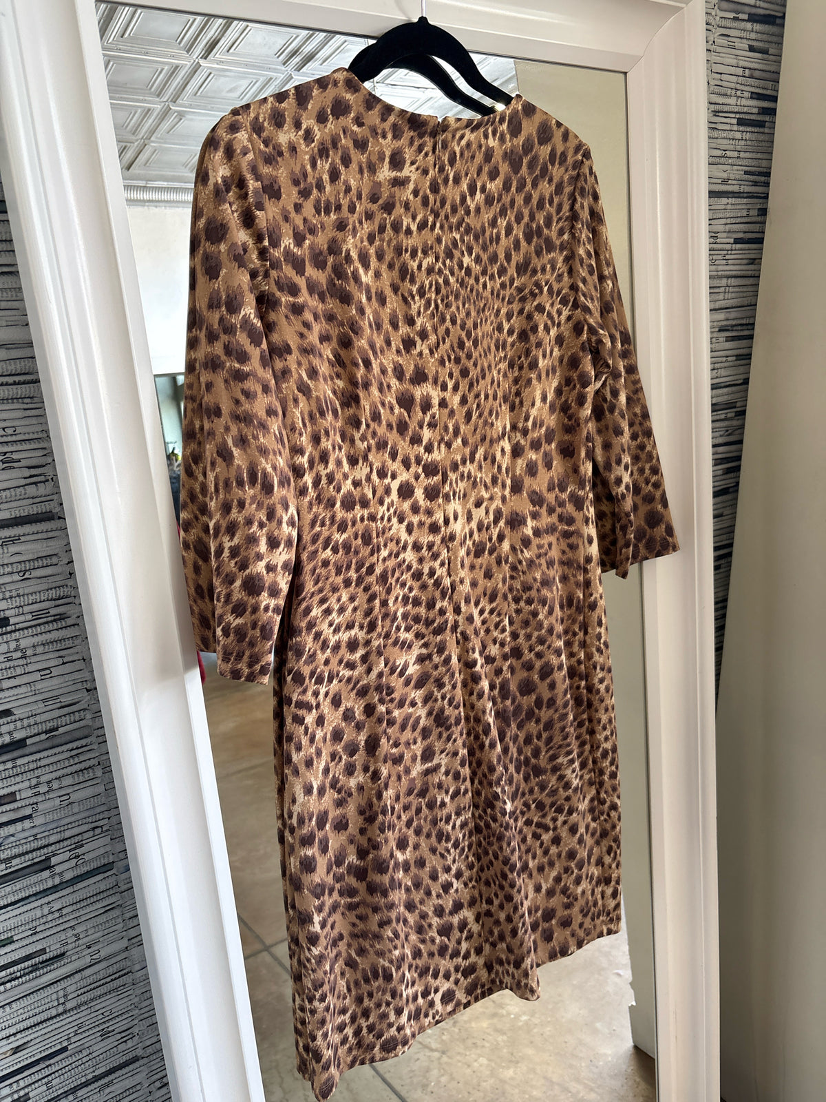 j mclaughlin Size S Leopard Dress
