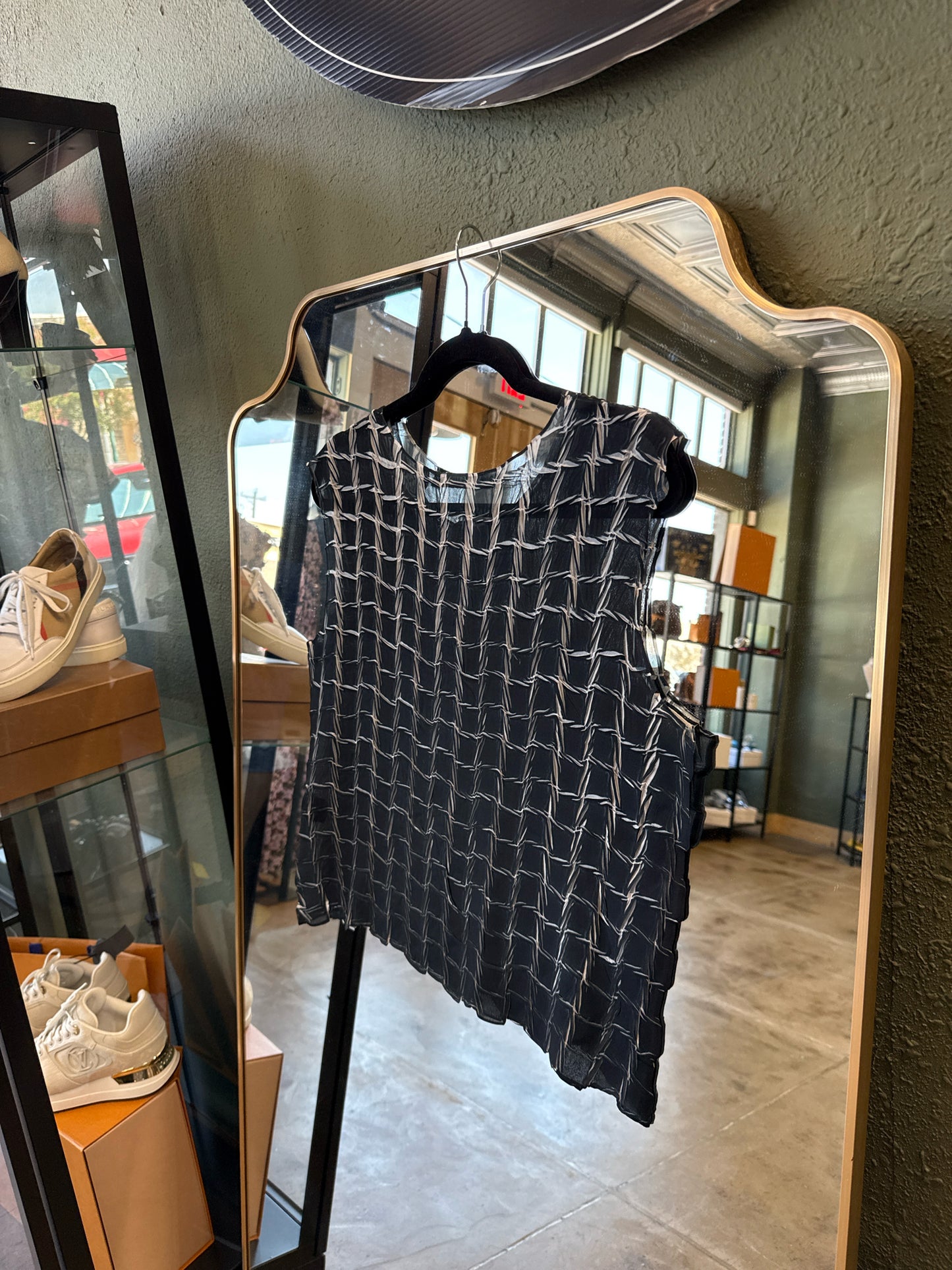 Lafayette 148 Black/Teal Top