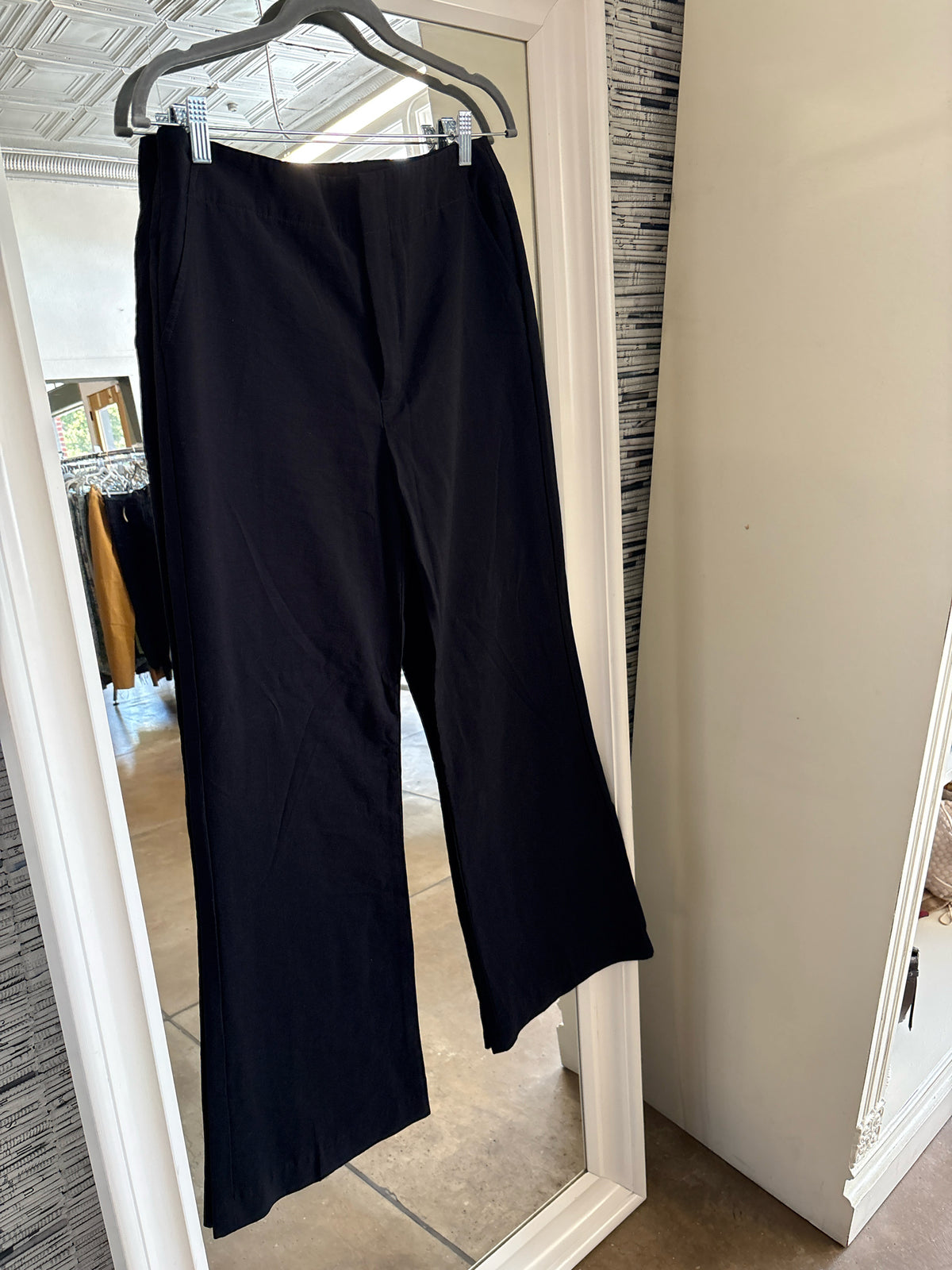 Cabi Size 6 Black Pants