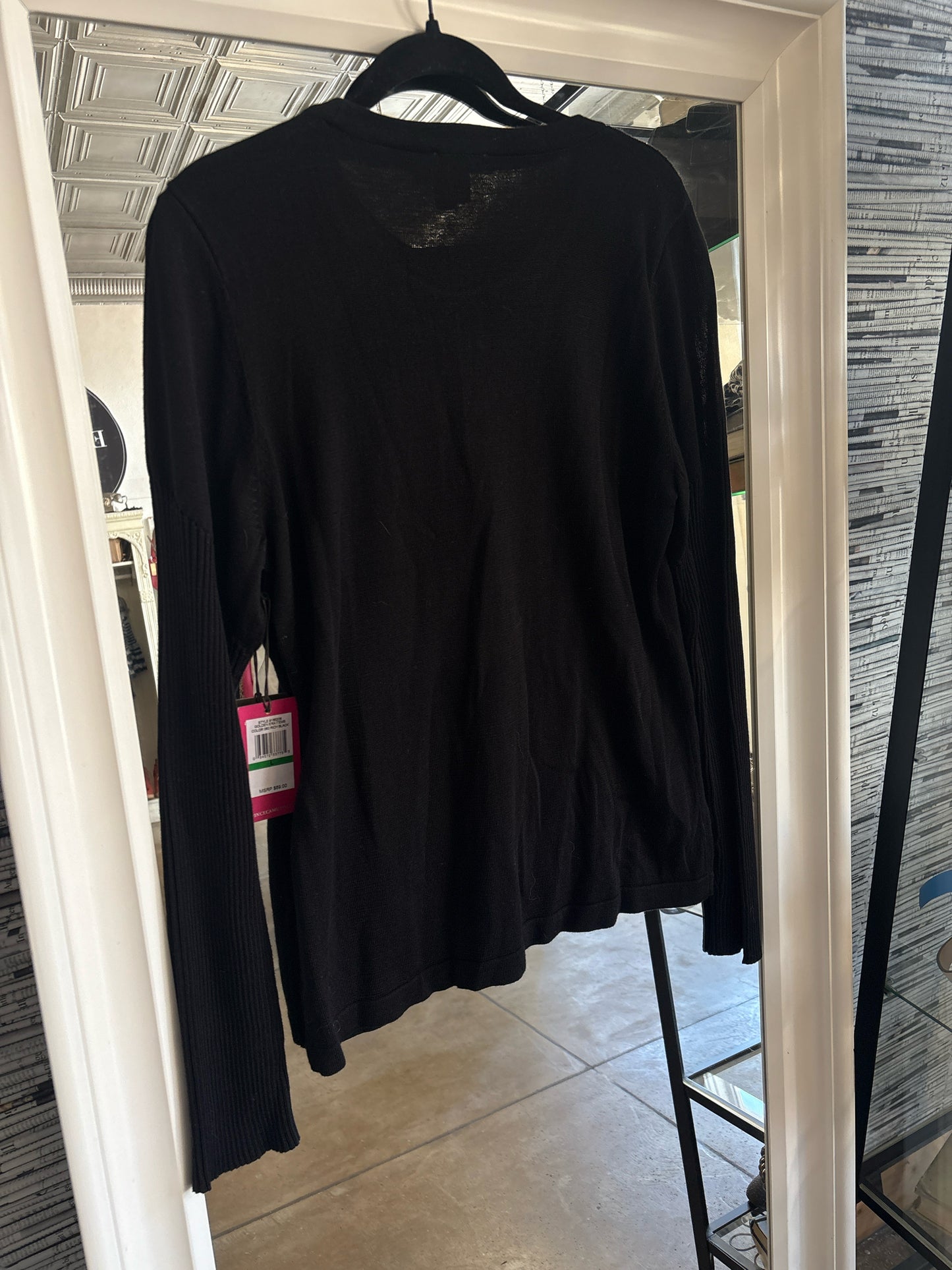 Vince Camuto Size L Top