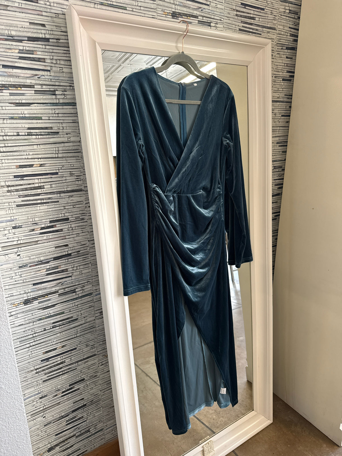 Size L Teal Dress