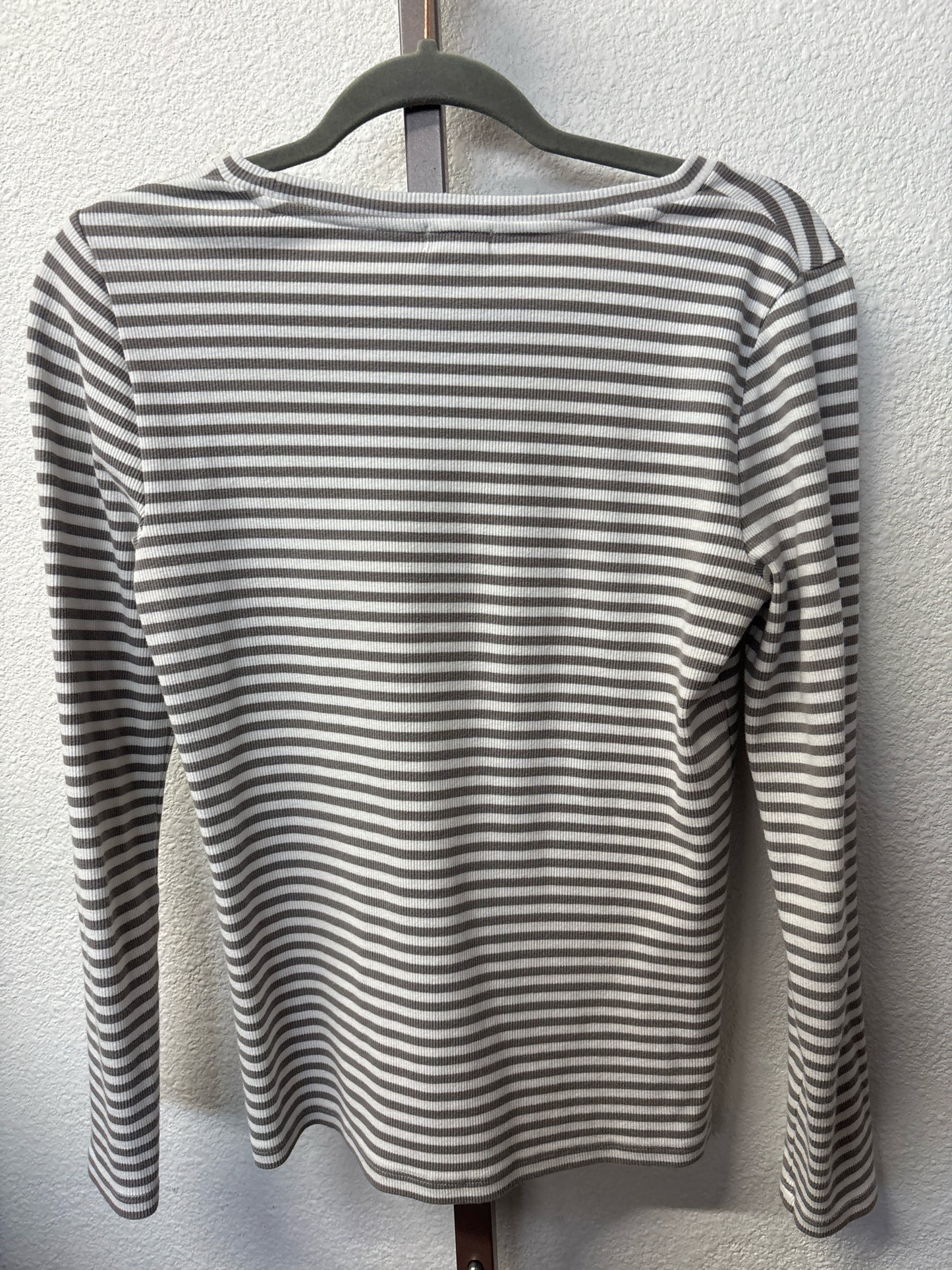 J. CREW Size M Gray/White Stripe Top