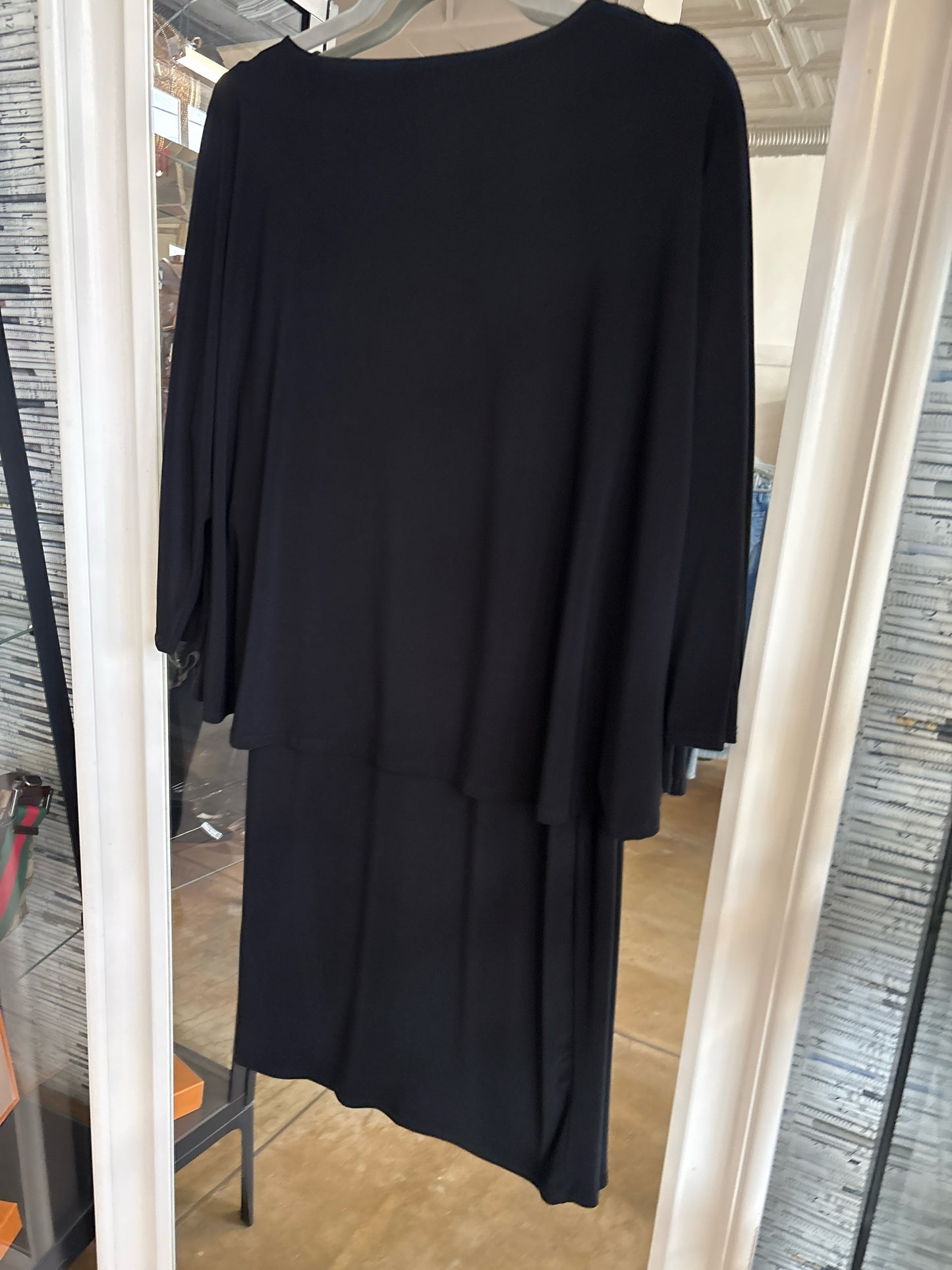 Annalee + Hope Size S Black V-neck Dress