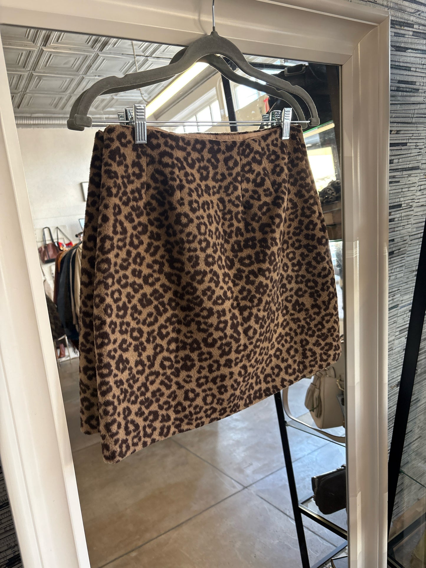 LOFT Size 0 Tan/Brown Cheetah Skirt