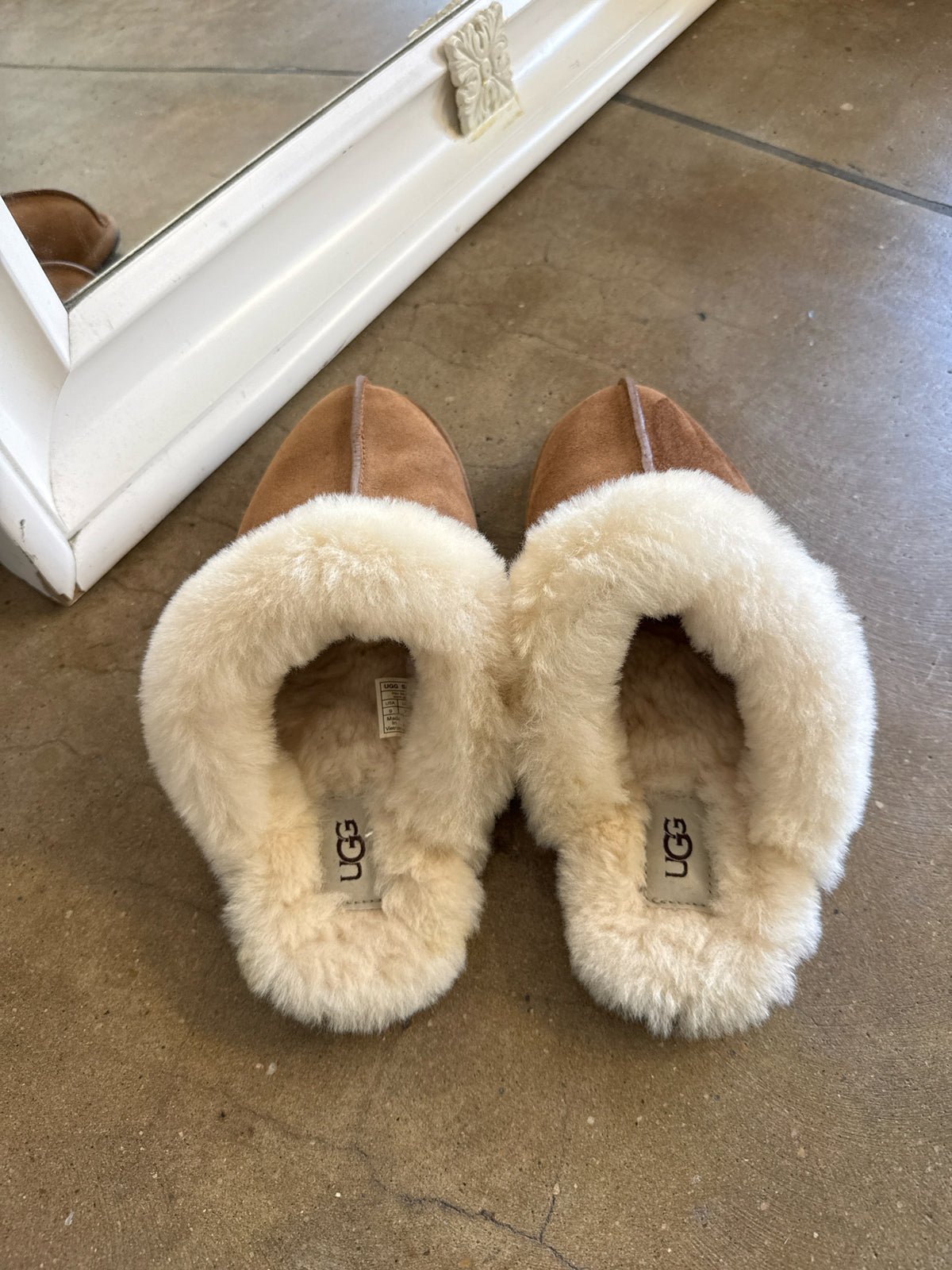 Ugg Shoe Size 9 Brown Loafers