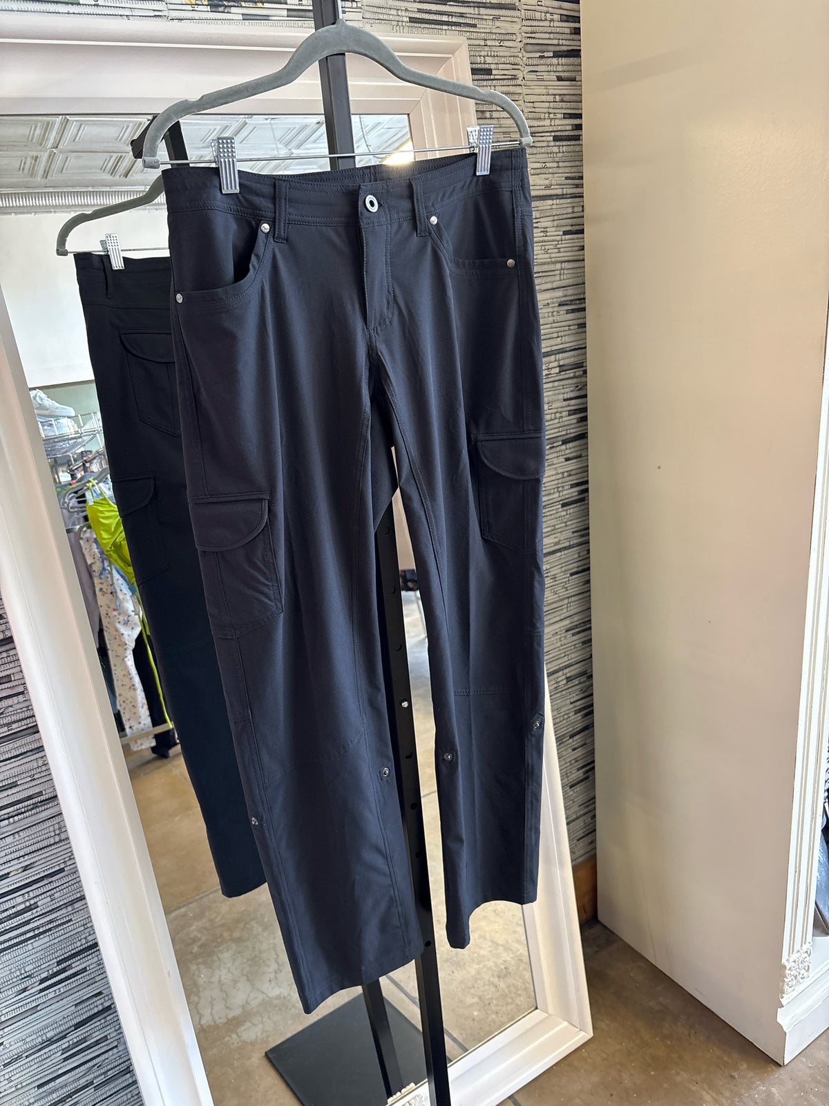 kuhl Size 8S Black Pants