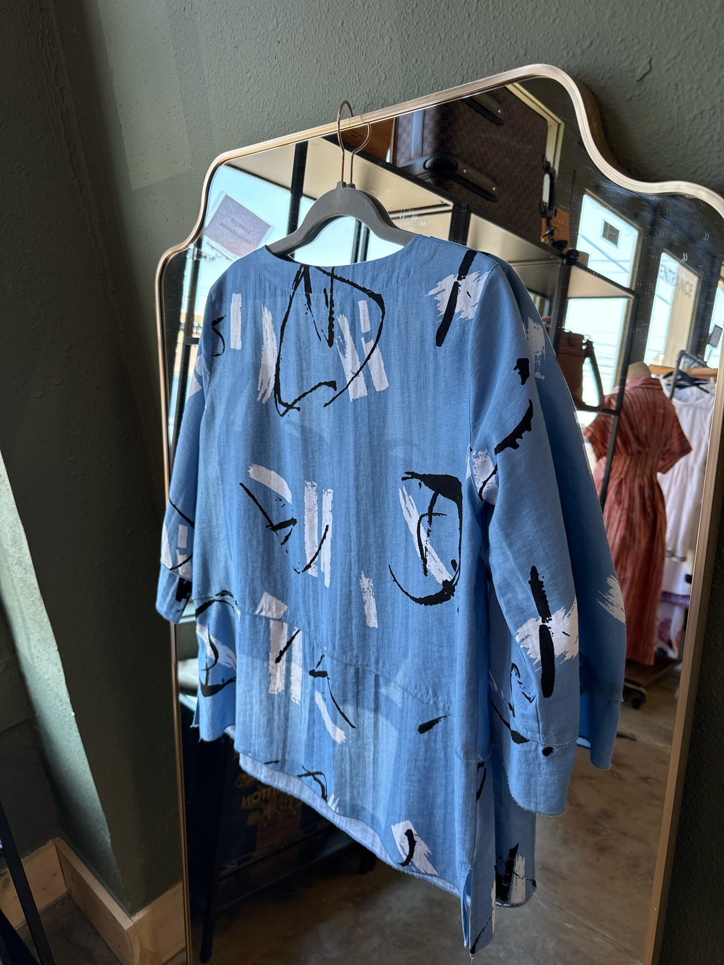 Ali Miles Size S Blue Top