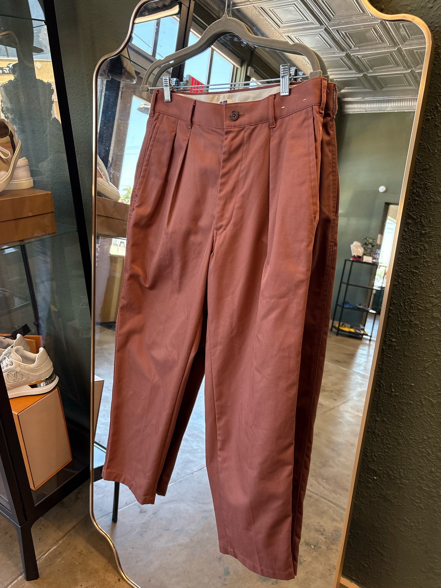 uni qlo Size 10 Cinnamon Pants