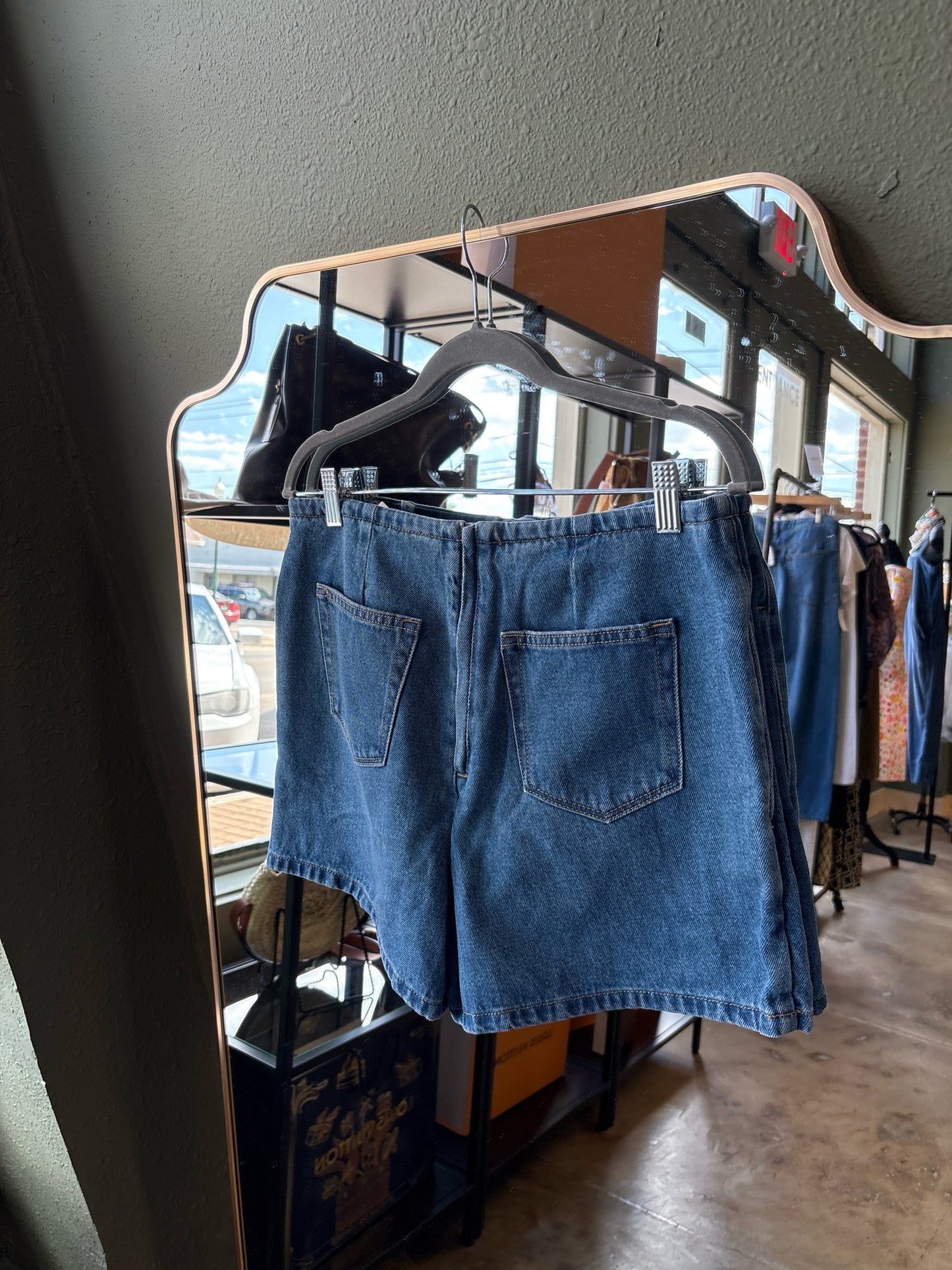 LOFT Size 8 Denim Skort
