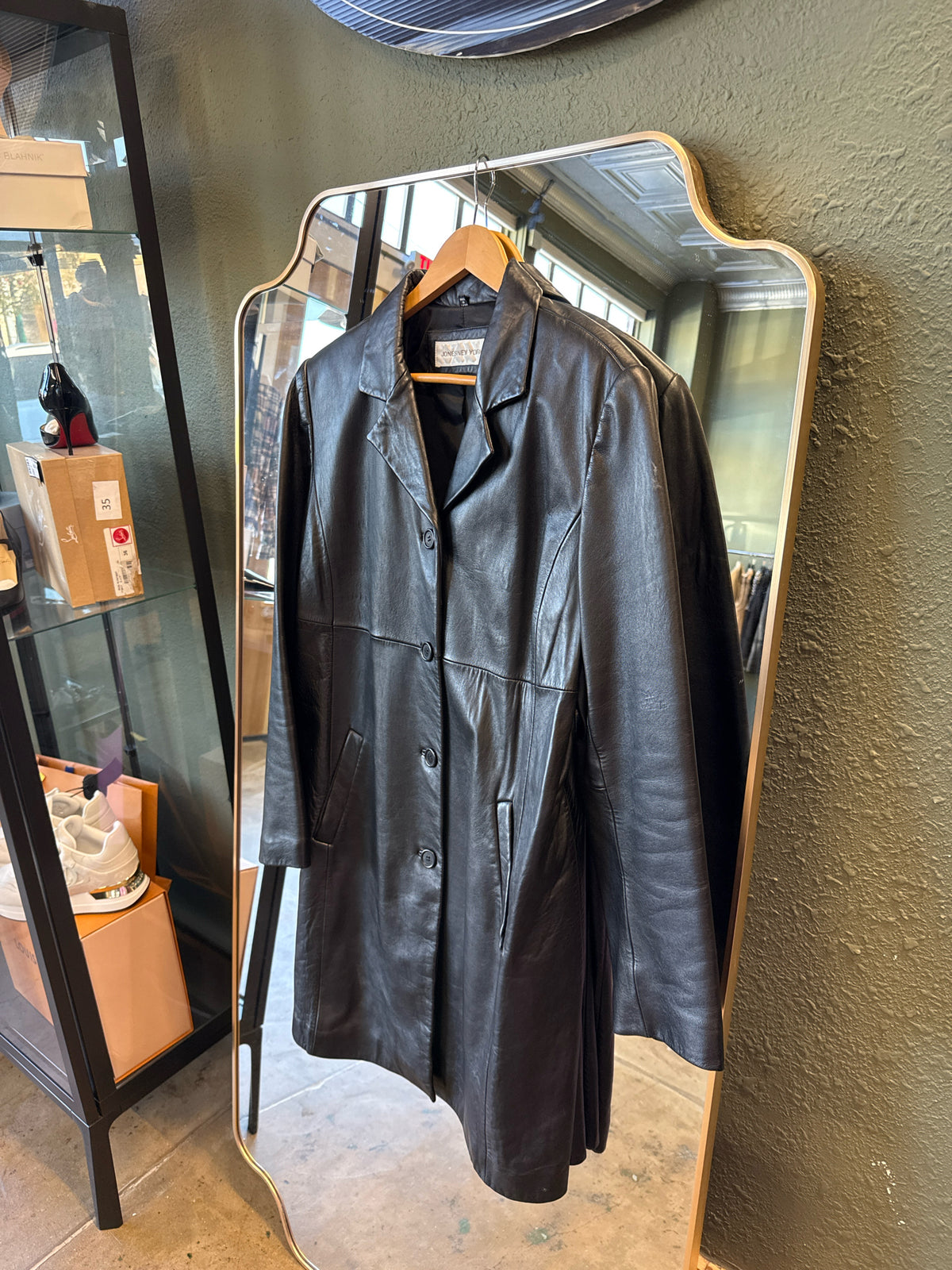 Jones New York Size L Black Coat