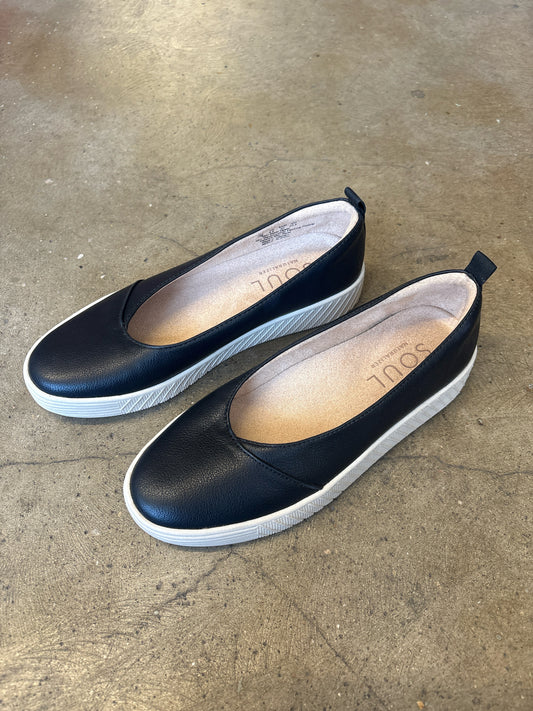 Soul Shoe Size 7 Black/Cream Round Flats