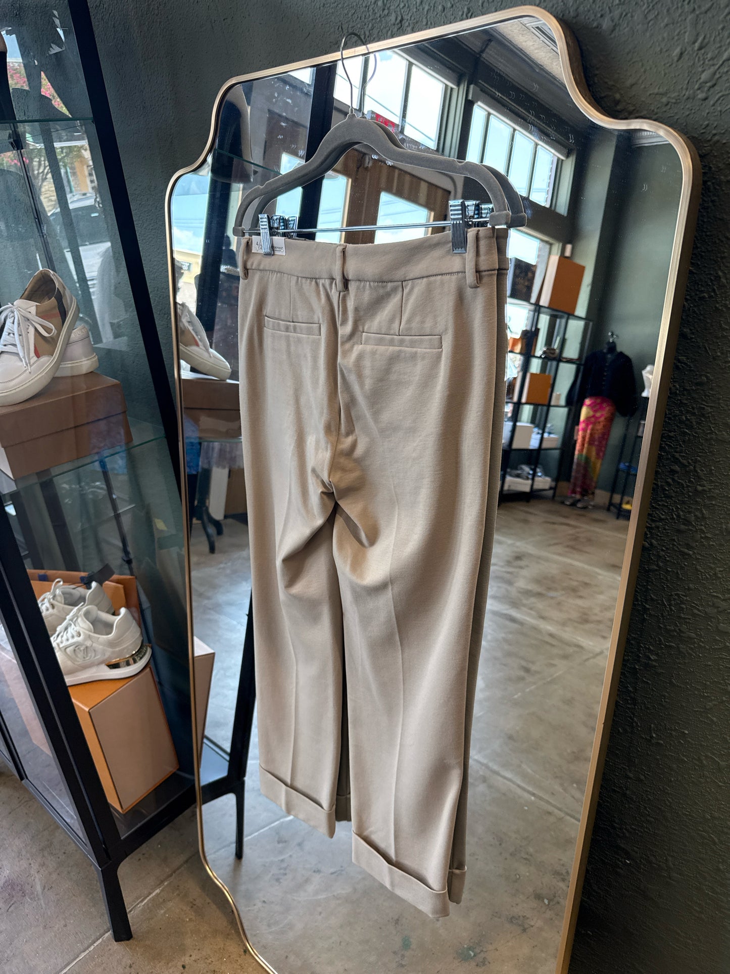 Liverpool Size 4/27 Tan Pants