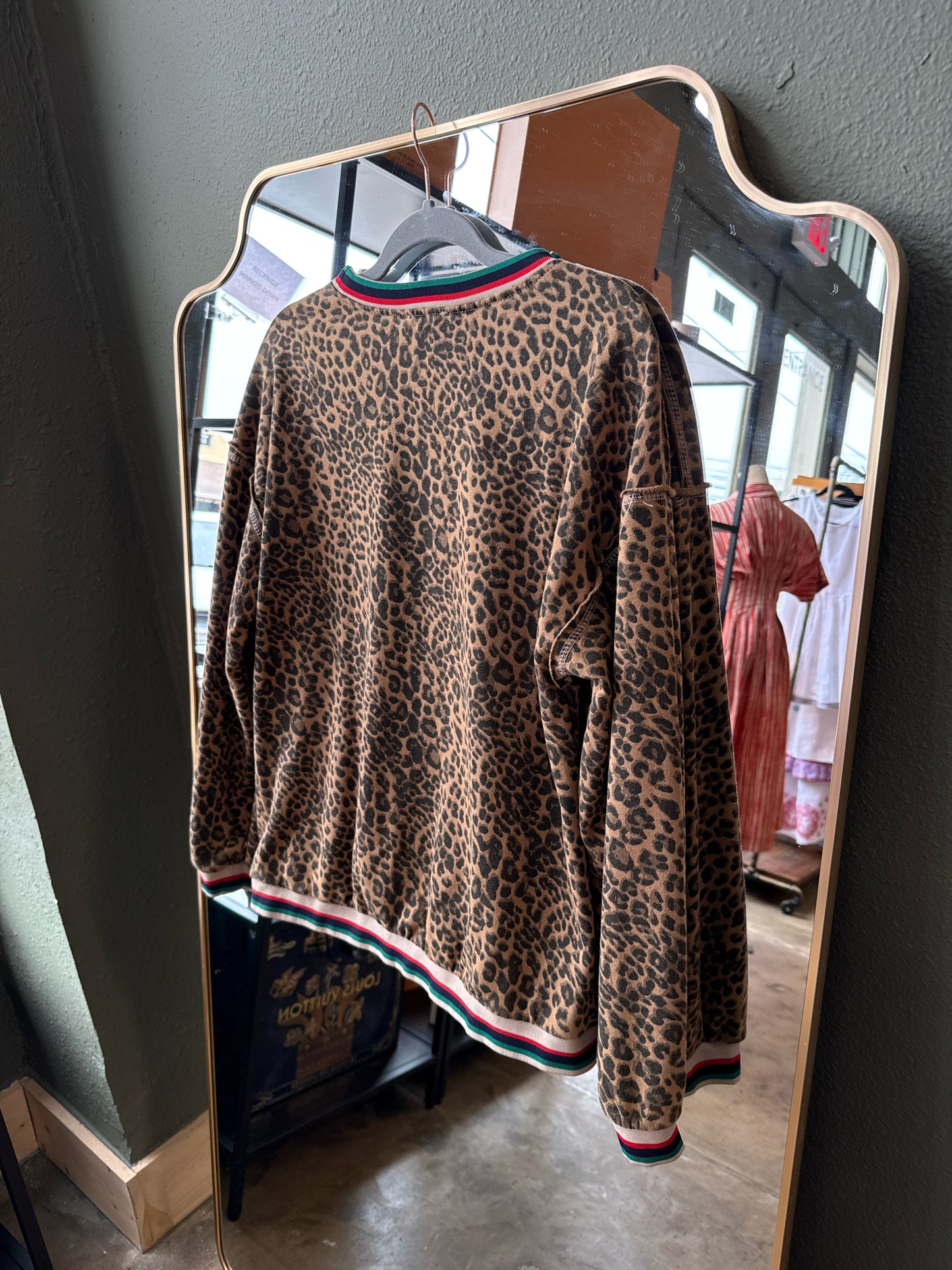 Jodifl Size S Leopard Pullover/Hoodie