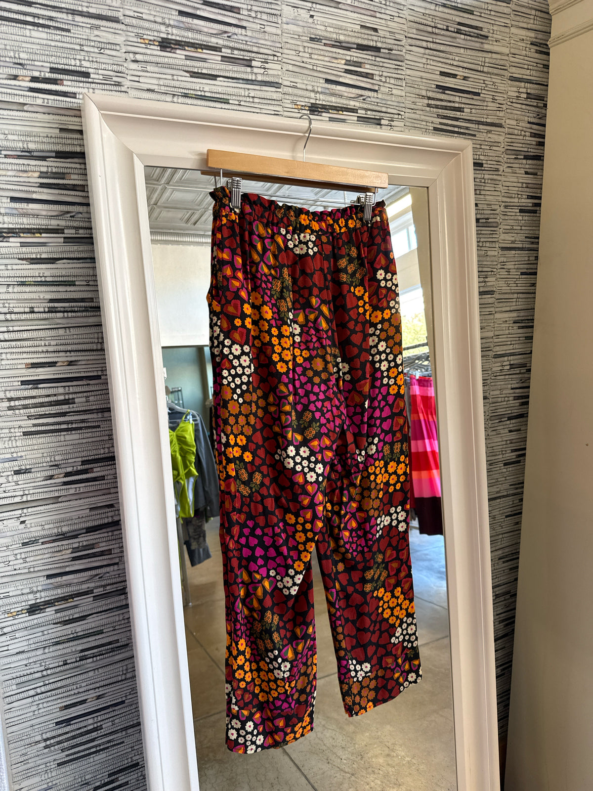 Farm for Anthropologie Size S Black/Multi Pants