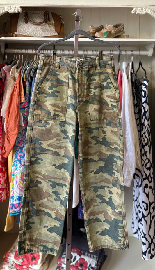 free people Size 28 Camo Jeans