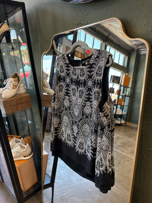 Rose & Olive Size XL Black/White Top