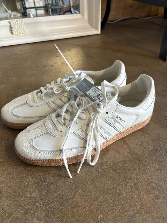 Adidas Shoe Size 10.5 Sneakers